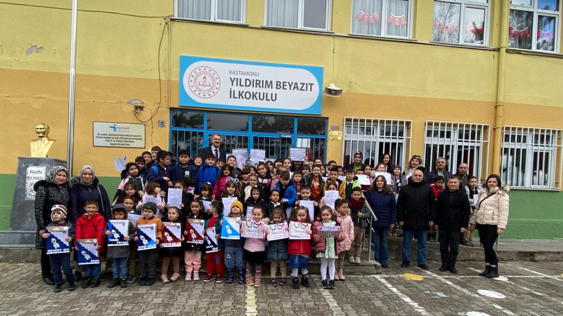 Öğrencilerimiz Karnelerini Aldı